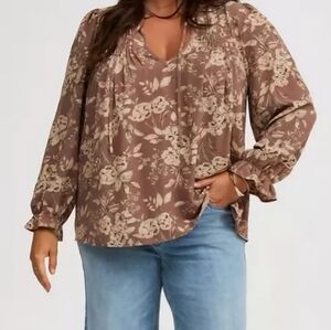 Torrid Peasant Sleeve Floral Pintuck Deep Taupe 3X Blouse